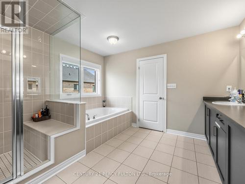 54 Farringdon Crescent, Brampton, ON 