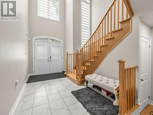 54 Farringdon Crescent, Brampton, ON 