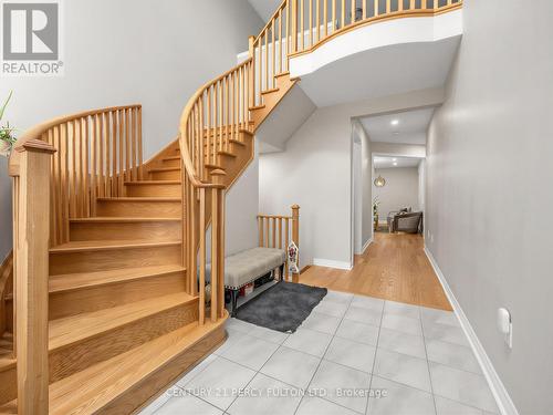 54 Farringdon Crescent, Brampton, ON 