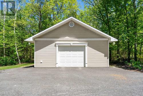 Detached garage - 397 Burchill Road, Montague, ON 