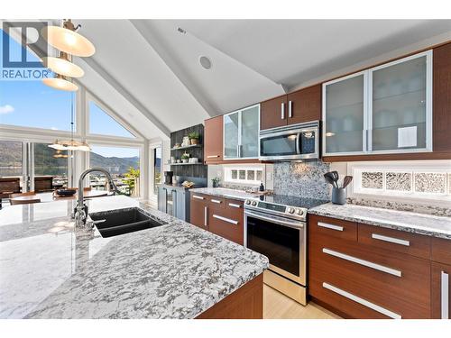 6421 Eagle Bay Road Unit# 13, Eagle Bay, BC 