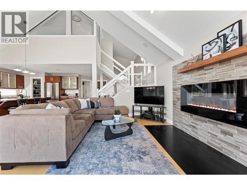 Electric fireplace - 6421 Eagle Bay Road Unit# 13, Eagle Bay, BC 