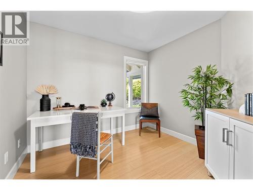 office or extra bedroom, free internet with my BC data hub onsite - 6421 Eagle Bay Road Unit# 13, Eagle Bay, BC 