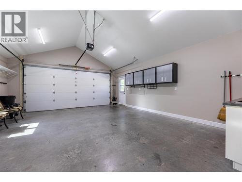 Double garage with heated floors - 6421 Eagle Bay Road Unit# 13, Eagle Bay, BC 
