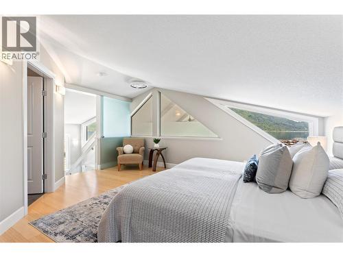 unique Lakeview windows so you can see the lake from the moment you wake up - 6421 Eagle Bay Road Unit# 13, Eagle Bay, BC 