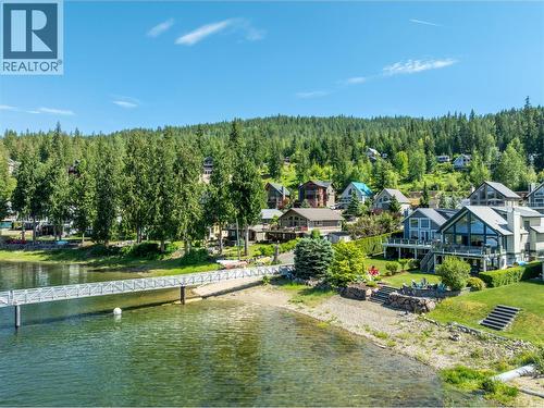 Marina walkway - 6421 Eagle Bay Road Unit# 13, Eagle Bay, BC 