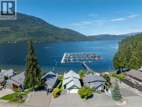 comes with Boat slip A4 which is conveniently located close to the gangway. - 6421 Eagle Bay Road Unit# 13, Eagle Bay, BC 