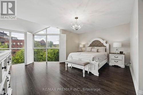 8 - 100 Arbors Lane, Vaughan, ON 