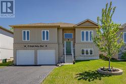 19 RALPH DALTON BOULEVARD Tay, ON L0K 2A0