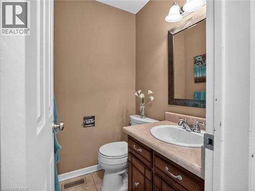 17 Montgomery Road, Welland, ON 