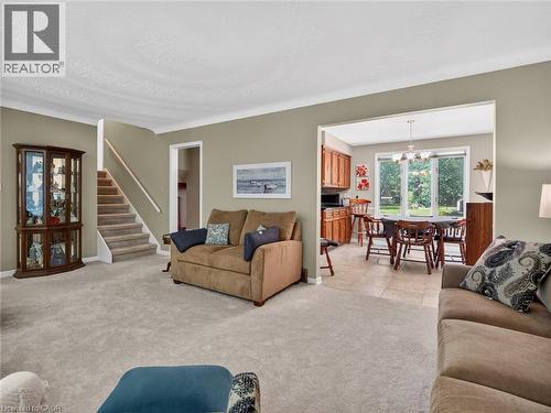 17 Montgomery Road, Welland, ON 