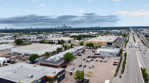 5708 75 St Nw, Edmonton, AB 