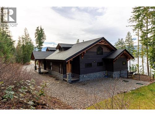 234 Walkers Lane, Kootenay Bay, BC 