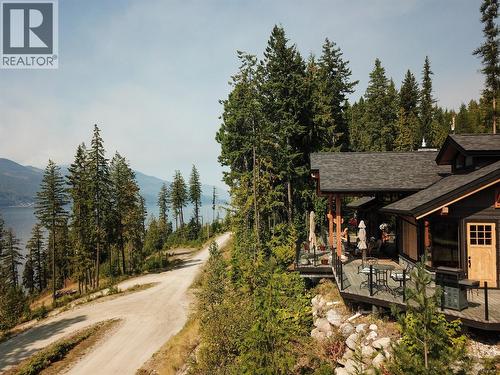 234 Walkers Lane, Kootenay Bay, BC 