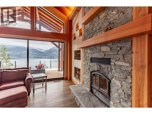 234 Walkers Lane, Kootenay Bay, BC 
