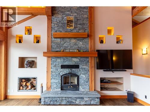 234 Walkers Lane, Kootenay Bay, BC 