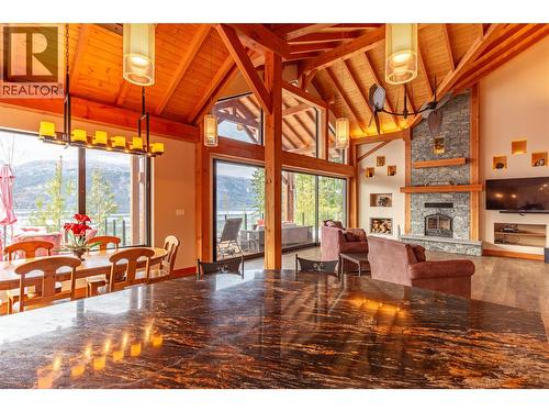 234 Walkers Lane, Kootenay Bay, BC 