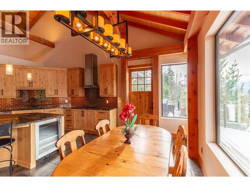 234 Walkers Lane, Kootenay Bay, BC 
