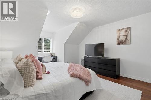 2205 Shaftesbury Court, Oakville, ON 