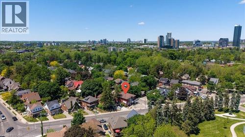Image quality insufficient for description - 744 Queen Street S, Kitchener, ON 