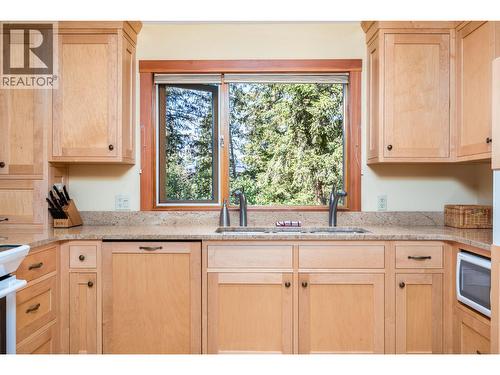 2245 Okanagan Street, Armstrong, BC 