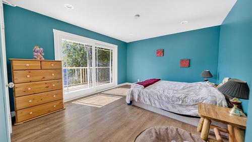 12811 3A Highway, Boswell, BC - Indoor Photo Showing Bedroom