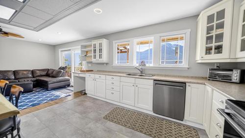 12811 3A Highway, Boswell, BC - Indoor Photo Showing Kitchen With Double Sink