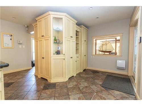 76 Island View Dr, Douglas, NB 