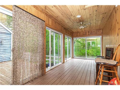 76 Island View Dr, Douglas, NB 
