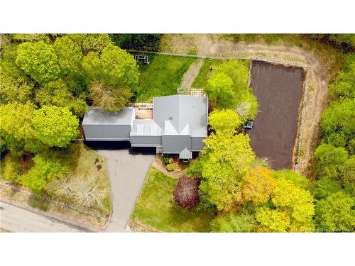 76 Island View Dr, Douglas, NB 