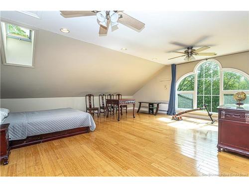 76 Island View Dr, Douglas, NB 