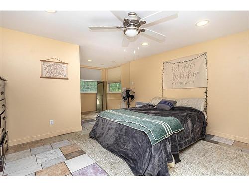76 Island View Dr, Douglas, NB 