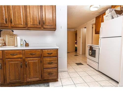 76 Island View Dr, Douglas, NB 