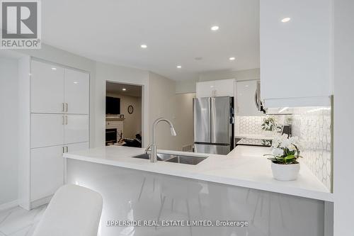 167 Covent Crescent, Aurora, ON 