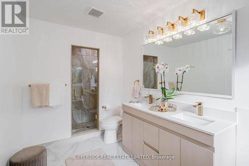 167 Covent Crescent, Aurora, ON 