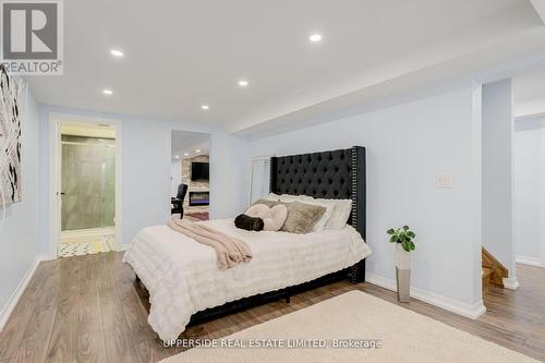 167 Covent Crescent, Aurora, ON 