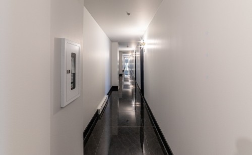 Mud Room - 206-850 Rue Ouimet, Montréal (Saint-Laurent), QC 