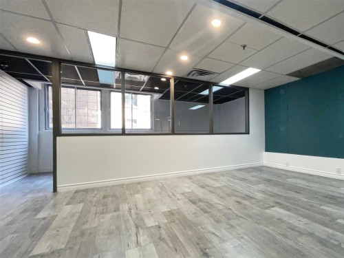Bureau - 123 Rue St-Pierre, Montréal (Ville-Marie), QC 