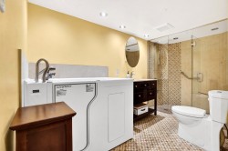 Master Bathroom - 