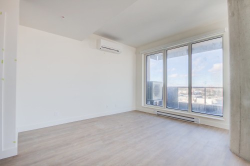 Living Room - 702-1900 Rue Yvette-Brillon, Montréal (Ahuntsic-Cartierville), QC - Indoor Photo Showing Other Room
