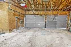 Garage - 