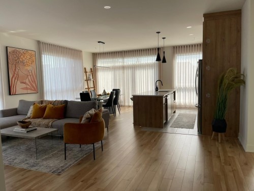 Overall view - 407-3650 Rue Roland-Marquette, Longueuil (Saint-Hubert), QC 