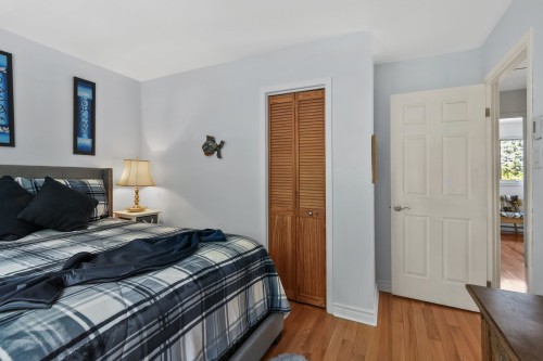 Chambre à coucher - 158 Av. Mermoz, Candiac, QC 