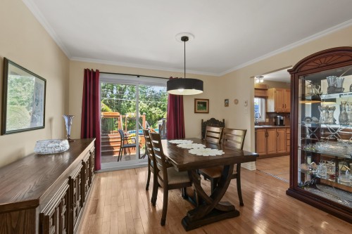 Salle à manger - 158 Av. Mermoz, Candiac, QC 