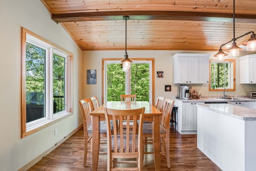 Salle à manger - 233 Ch. Stephens, Otter Lake, QC 