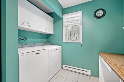 Powder room - 