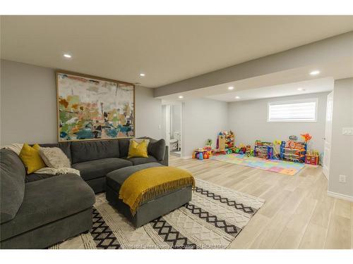3170 Viola Crescent, Windsor, ON 
