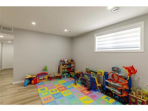 3170 Viola Crescent, Windsor, ON 