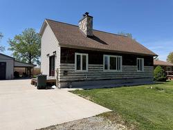 2040 FRONT Road NORTHAmherstburg, ON N9V 3R3
