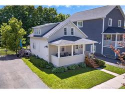 138 Victoria ST  Fredericton, NB E3B 1W1